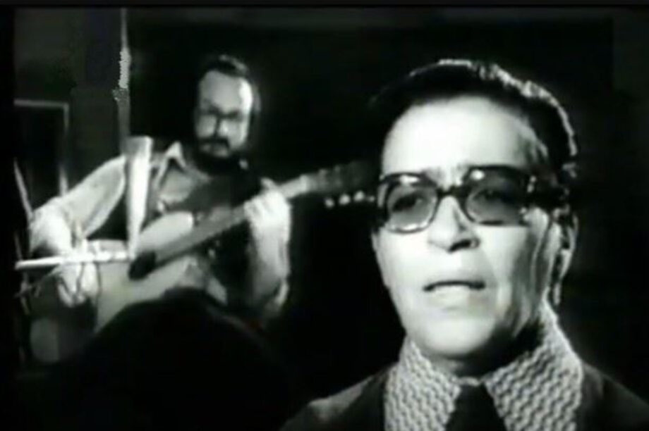 Ποια είναι η ιστορία το εμβληματικού τραγουδιού: «Μ’ αεροπλάνα και βαπόρια»