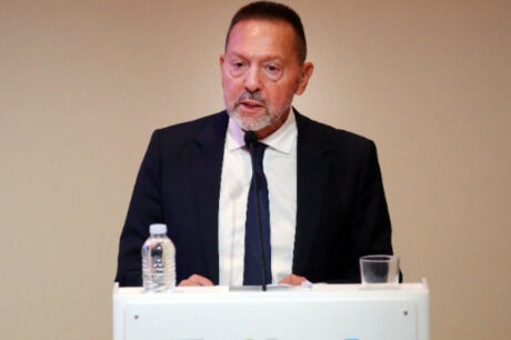 Γιάννης Στουρνάρας