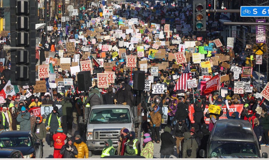 ΗΠΑ: Μαζικές διαδηλώσεις κατά της ICE σε ολόκληρη τη χώρα