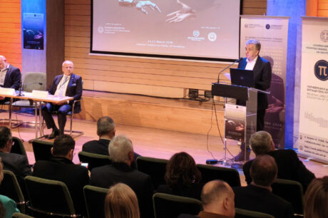 Αρναουτάκης Συνέδριο