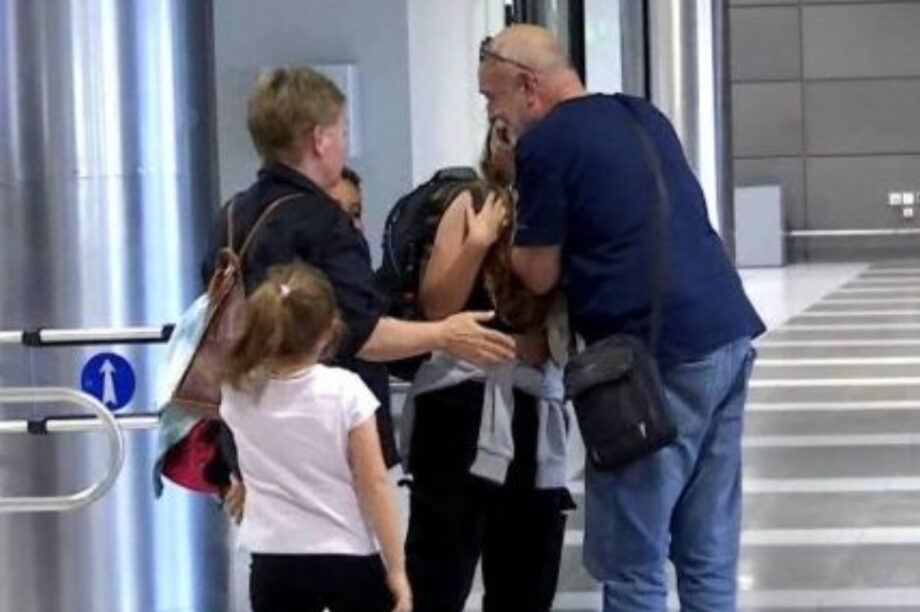 ΜΕΣΗ ΑΝΑΤΟΛΗ ΕΠΑΝΑΠΑΤΡΙΣΜΟΣ