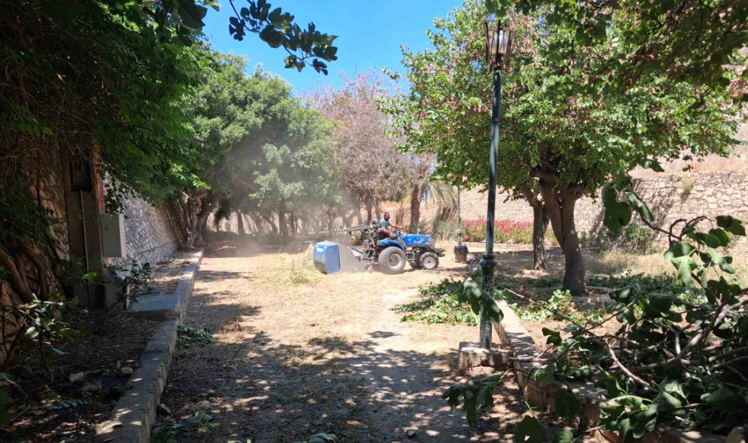 Κορυφώνονται τα έργα πρασίνου σε περιοχές του Ηρακλείου