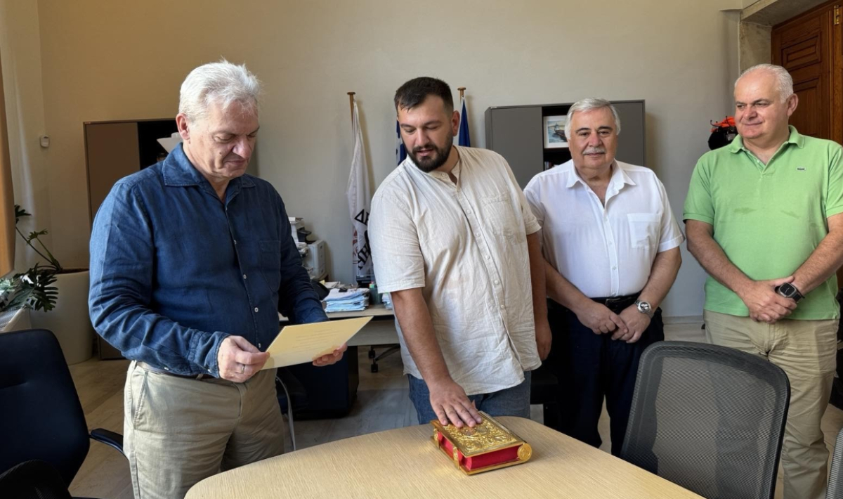 Ορκωμοσία νέου μόνιμου υπαλλήλου στο Δήμο Ηρακλείου