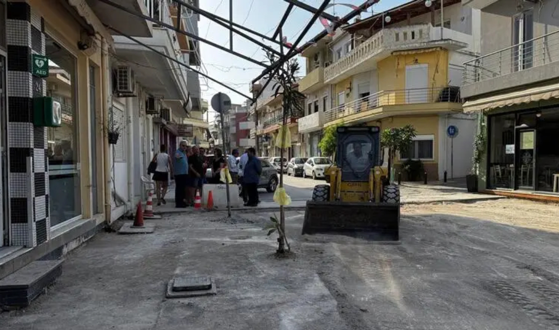 Ηράκλειο: Αλλάζει όψη η πλατεία Ελευθέρνης στα Καμίνια